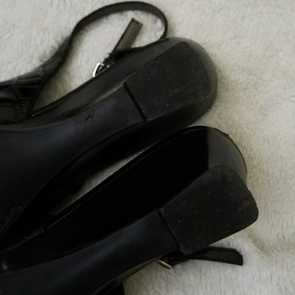 Franco Sarto Croc Embossed Arena Slingback - Picture 5 of 5